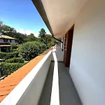 Comfy With Pool Access Villa *