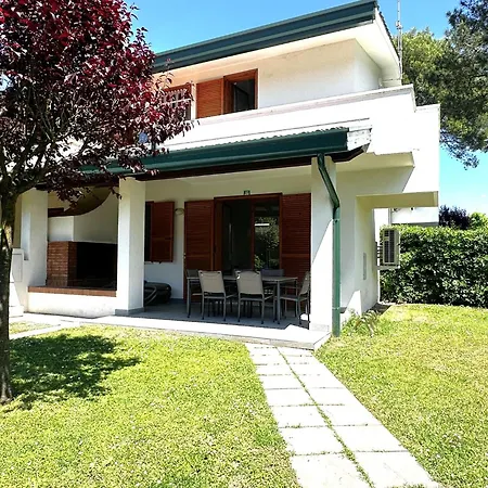 Comfy With Pool Access 빌라 *