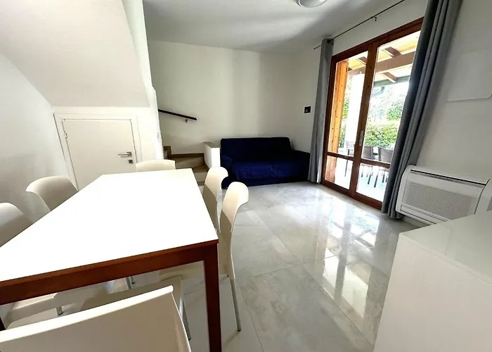 Comfy With Pool Access Villa Bibione