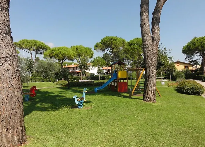 Comfy With Pool Access Villa *