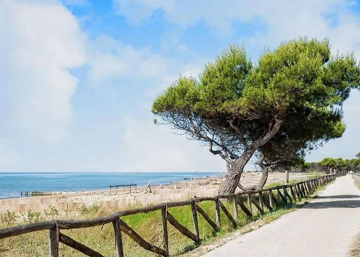 Villa Comfy With Pool Access *